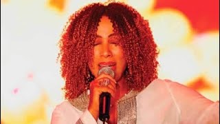 አስቴር አወቀ መድረክ ላይ | aster aweke on the stage ''እኔ ላይ ተኛቹ ማለት ነው'' soba | ሶባ       subscribe🙏👇👇👇