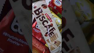 Try New Britannia BisCafe Biscuit Review#shorts #britannia #biscuit #new #biscafe #kids #kidsbiscuit