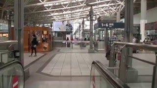 台湾　　　　「高鉄左営駅構内」　　高雄