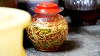 农村欢子TV出教学了,看看怎么制作腌竹笋两分钟学会 【欢子TV】
