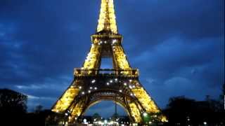 Paris - The Eiffel Tower's light show
