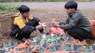 Two poor boys picking up trash accidentally discovered a lot of money thrown outside the trash can