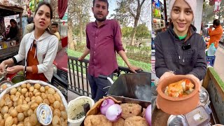 Delhi's HIDDEN Gem Momo Girl Selling Thali on Streets | Indian Street Food