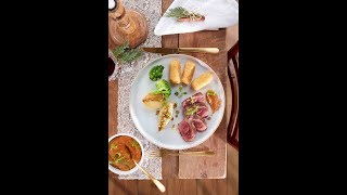 Recette Médaillon de cerf à la sauce choron, chicons caramélisés et oignon poêlé – Colruyt