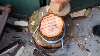 Froe on seasoned oak for kindling