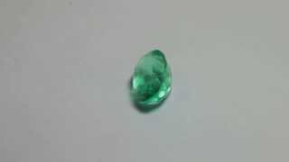 Bright green colombian emerald oval 1.51cts