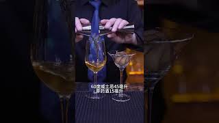 火树梨花：冰城调酒师教你制作冻梨花，拉起蓝色的火焰犹如浴火中绽放的玫瑰，弹指间火树银花。#冻梨 #调酒师