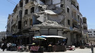 Syria Idlib Offensive: mass exodus of civilians as government forces press ahead