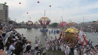 ２０１７風治八幡宮川渡神幸祭　勇壮な英彦山川を渡る風景３－２