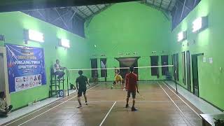 Endang,Budi Vs Enjang,Wendy #badminton , #baladas