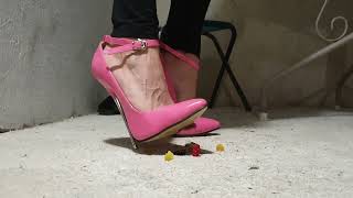 High heels crush (I Crush Candy in very high heels )