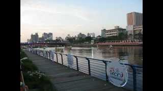 台湾ドラゴンボート高雄愛河划龍舟比賽　dragon boat competition in Kaohsiung