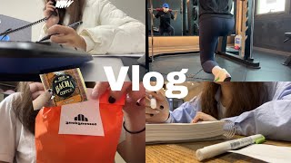 [VLOG] 학사조교 브이로그 l 일하고 운동하고 자격증 공부하는 지극히 평범한 대학원 학사조교의 일주일 l 디저트 맛집 추천, 바차커피