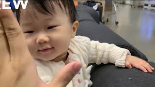 아기와 하이파이브 하는 법 HOW TO HIGH 5 with BABY