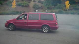 Minivan Drifting and Tray Sliding