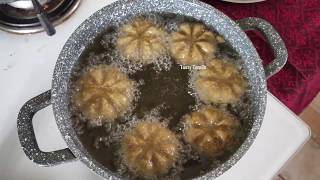 #diwalisweetsrecipe | #diwalisweetsintamil | பச்சைப்பயிறில் குலோப்சாமூன் செய்வது எப்படி?