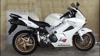 perfect sound V4 honda vfr 800 vtec