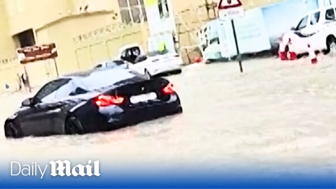 Chaos In Dubai Flash Floods And Heavy Rains Hit Uae Youtube