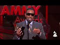 watch ludacris win best rap album for release therapy at the 2007 grammys grammy rewind