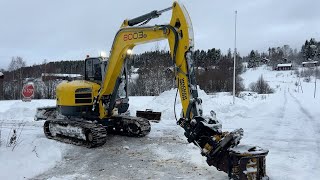 Köp Grävmaskin  Wacker Neuson 8003 med redskap på Klaravik