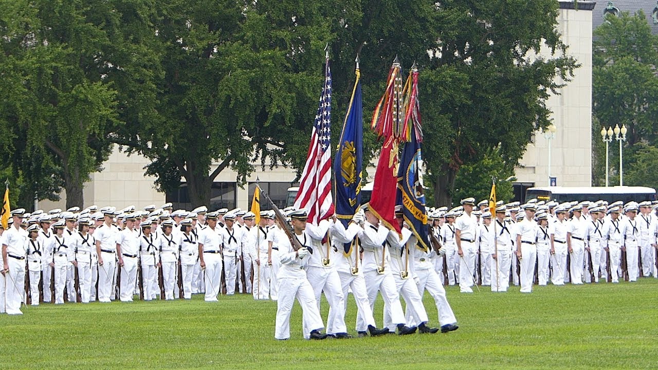 US Naval Academy （USNA） Class 2021 Plebe 2017 Formal Parade - YouTube