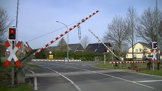 Spoorwegovergang Hesepe (D) // Railroad crossing // Bahnübergang