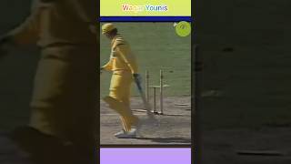 Swing vs Yorker🔥🔥 Wasim and Waqar bowling 💯🎇🔥#shorts  #wasimandwaqar#viral #abraansportsTv