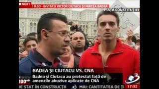 Mircea Badea si Victor Ciutacu   Protest anti abuz in fata CNA