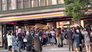 Jab Koi Baat Bigad Jaye | Street Singing In London (Atif Version)