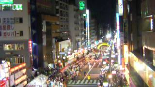 高円寺阿波踊り　駅のホームより　２０１２