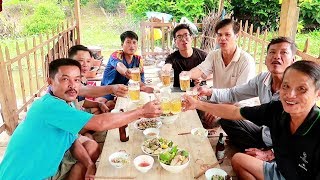 Gà Trộn Lá Chanh ● \