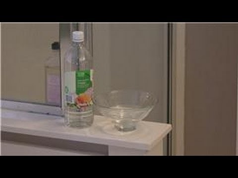 Housekeeping Tips : How to Remove Musty Mildew Smells Housekeeping Tips : How to Remove Musty Mildew Smells