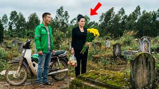 Chở Nữ Tỷ Phú Đi Viếng Nghĩa Trang, Anh Xe Ôm Sốc Nặng Khi Thấy Bà Quỳ Lạy Mộ Cha Mình