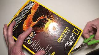 Unboxing: National Geographic Build your own Volcano Kit