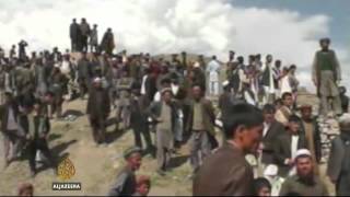 Hundreds feared dead in Afghan landslide