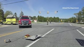 Orlando crash brings down power lines