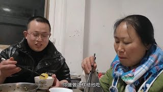 贵州这些美食，农村赶场吃，媳妇在家做，一样的味道不一样的幸福