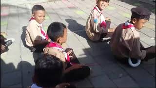 Saya mendokumentasikan video semua kegiatan sekolah Random,semoga menjadi motivasi yang lain