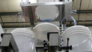 www.controlgmc.com FDS1800 Fully automatic filling / packaging / packing line for buckets and industrial pails already denested