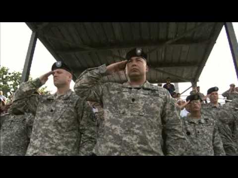 US Army Basic Training: Graduation - 미군훈련 졸업식 - YouTube