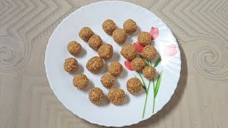 तिल के लड्डू बनाने का आसान तरीका || तिल के लड्डू || Sasame \u0026 Jeggery Laddu Recipe || तिलगुड