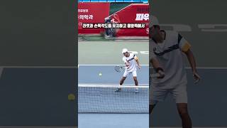 발리 팁-라켓과 손목 각도를 유지하고 몸앞쪽에서 짧게 컨택하라! #테니스 #tennis #정진화테니스레슨