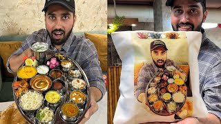 First Time in Delhi आमरस वाली UNLIMITED Thali😱😱 With FREE फोटोफ्रेम वाला कुशन🤩🤩 Indian Street Food