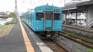 JR桜井線畝傍駅を発車する105系（地域統一色）普通奈良行き