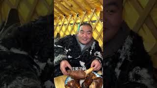 Mongolian specialty food, braised beef trotters [Heige] #camping #cooking #food #village