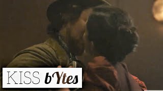 The Nevers (2021-): S01E04 | Kissing Scene | Laura Donnelly & Hector Moss (Amalia & Fiddle Player )