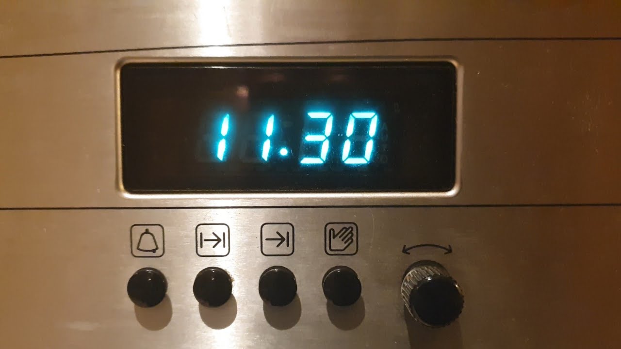 How To Set The Clock On A NEFF Or Electrolux Or Siemens Oven - YouTube