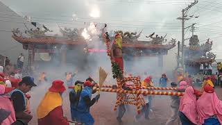 炸邯鄲~神勇!!炸了好幾圈 臺東邯鄲堂正統邯鄲爺慶贊(20190518 大城義天壇范府千歲六十週年 二林 張家關聖帝君往南部謁祖進香回鑾繞境)