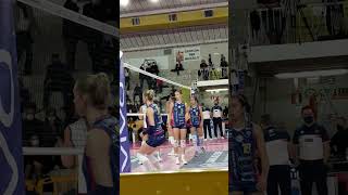 LOUISA LIPPMANN 🏐 Riscaldamento 🏐