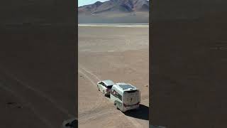 VIAJANDO COM O TRAILER PELO DESERTO.